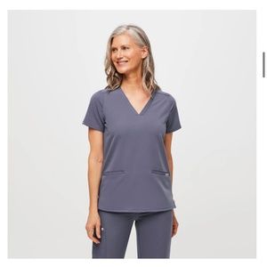 Figs scrub set Catarina 3 pocket shirt with jogger